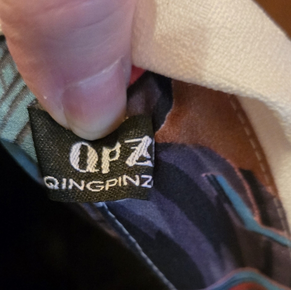 HOST PICK! πQing Pinz GORGEOUS embroidered ruffle colorful art top szM - Picture 10 of 10